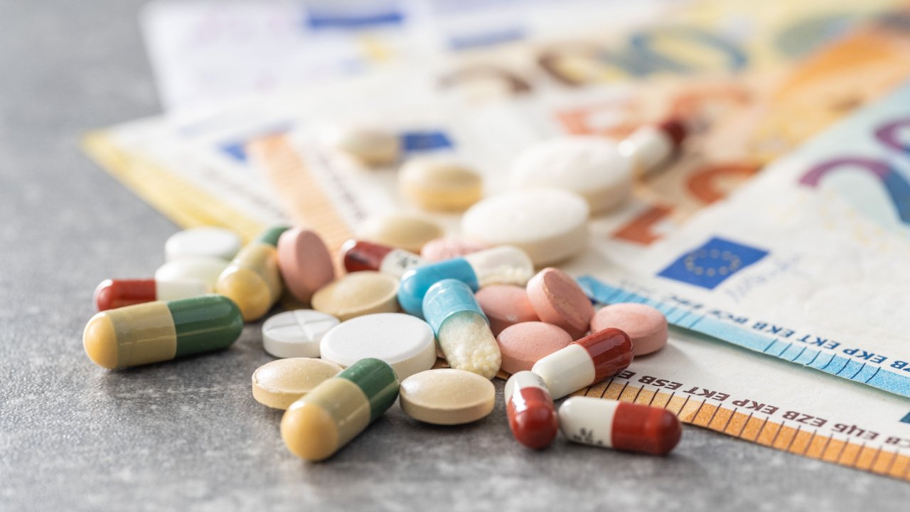 Kiek Lietuvos gyventojai išleidžia vaistams? 