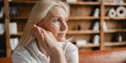 Moterų baubas – menopauzė: kaip padėti sau ir palengvinti simptomus?