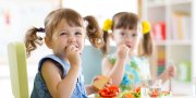 Atskleidė, kaip užtikrinti puikią vaikų sveikatą: ypač svarbūs pusryčiai