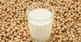 Kokį poveikį dantims daro sojų pienas?