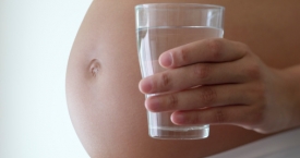 Apie vandens svarbą nėštumo metu