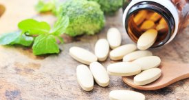 Gydytoja perspėja: neskubėkite pirkti sintetinių vitaminų, iš jų – beveik jokios naudos