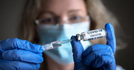 Čaplinskas: ar vakcina nuo COVID-19 grąžins mus į įprastą gyvenimą?