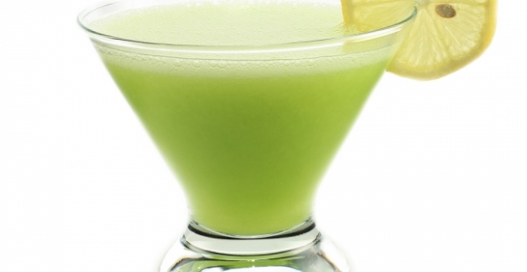 Sveiki gėrimai: žalieji kokteiliai