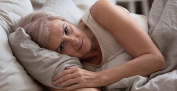 Menopauzės sulaukusios moterys makšties sausumą dažnai painioja su šlapimo takų infekcija