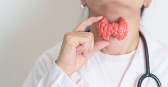 Šis klastingas vėžys smogia netikėtai: dažniausiai kenčia moterys