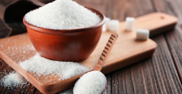 Kas geriau: cukrus ar saldiklis? Atsako mokslininkė