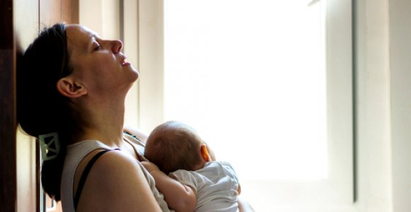 Nauja gyvybė dovanoja ne vien džiaugsmo akimirkas – motinystės iššūkių akivaizdoje moteris neturėtų likti viena