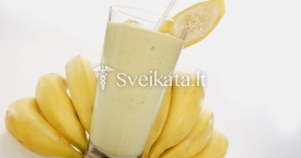 Greitai paruošiamas bananų ir apelsinų kokteilis