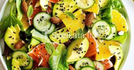 Imunitetą stiprinančios citrusinių vaisių ir avokodų salotos