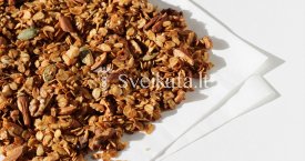 Naminė granola orkaitėje