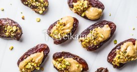 Datulės, įdarytos riešutų sviestu